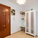 Апартаменты Isola Beachside