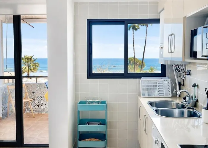 Isola Beachside * Valenza