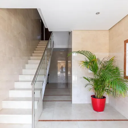 Апартаменты Isola Beachside Валенсия