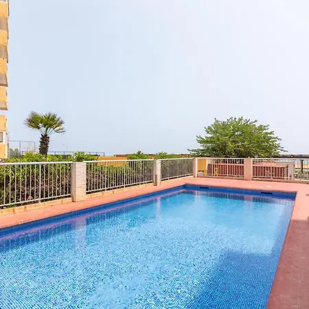 Апартаменты Isola Beachside Валенсия