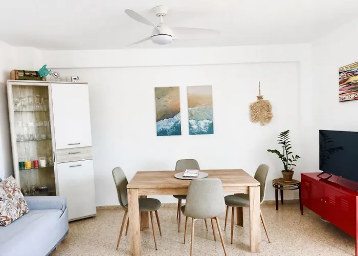 Isola Beachside Apartamento *