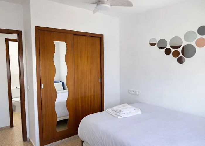 Isola Beachside Apartamento *